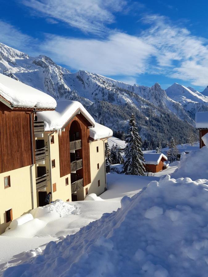Appartement Au Coeur Des Aravis Manigod Buitenkant foto
